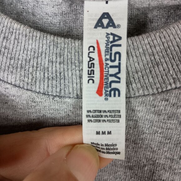 Mens Gray T-Shirt Spellout NW Kind Live Kind Unwind Size M Pacific NorthWest - Picture 3 of 5